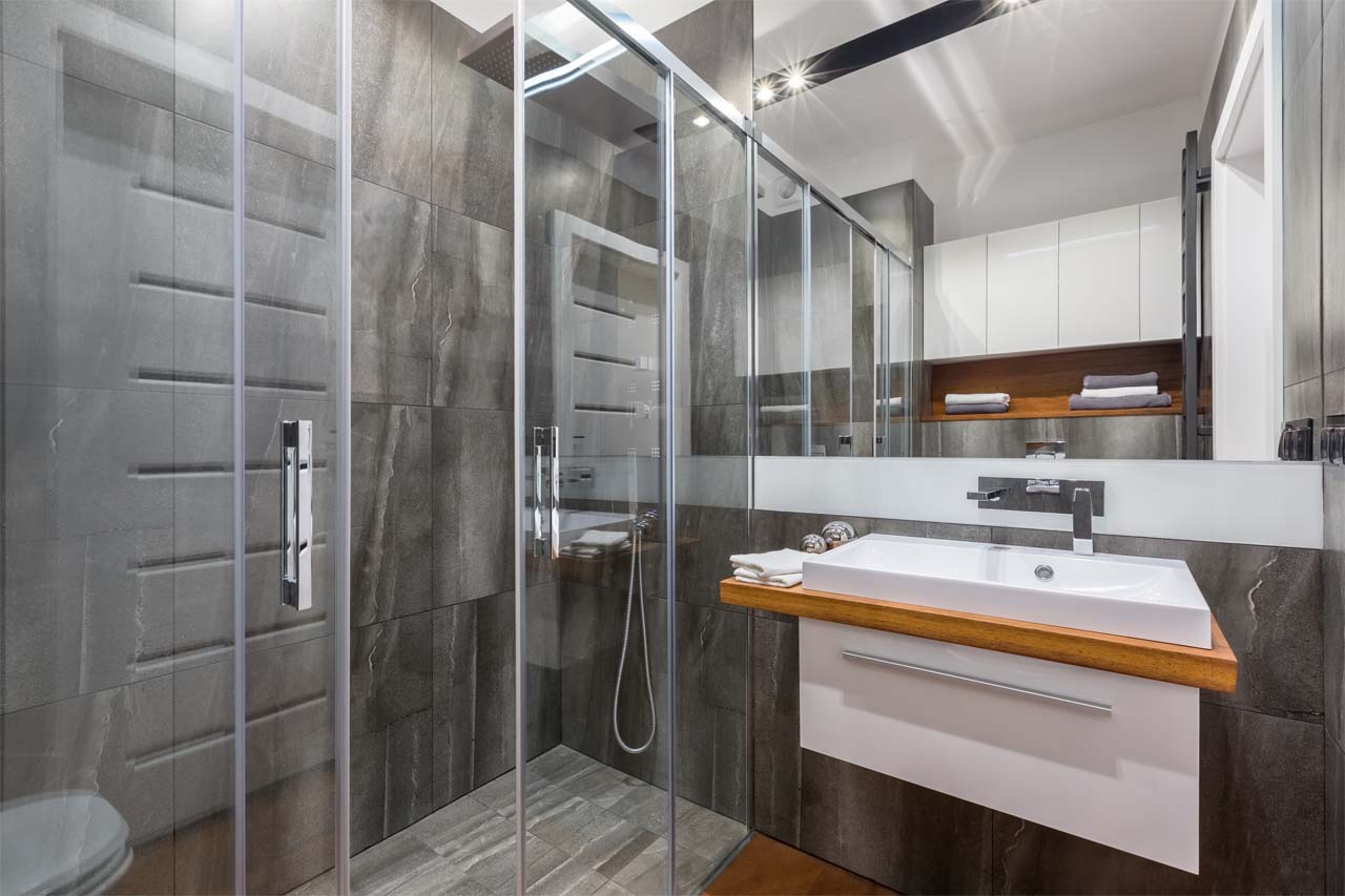 The best Sliding glass shower doors Toronto & GTA Custom built
