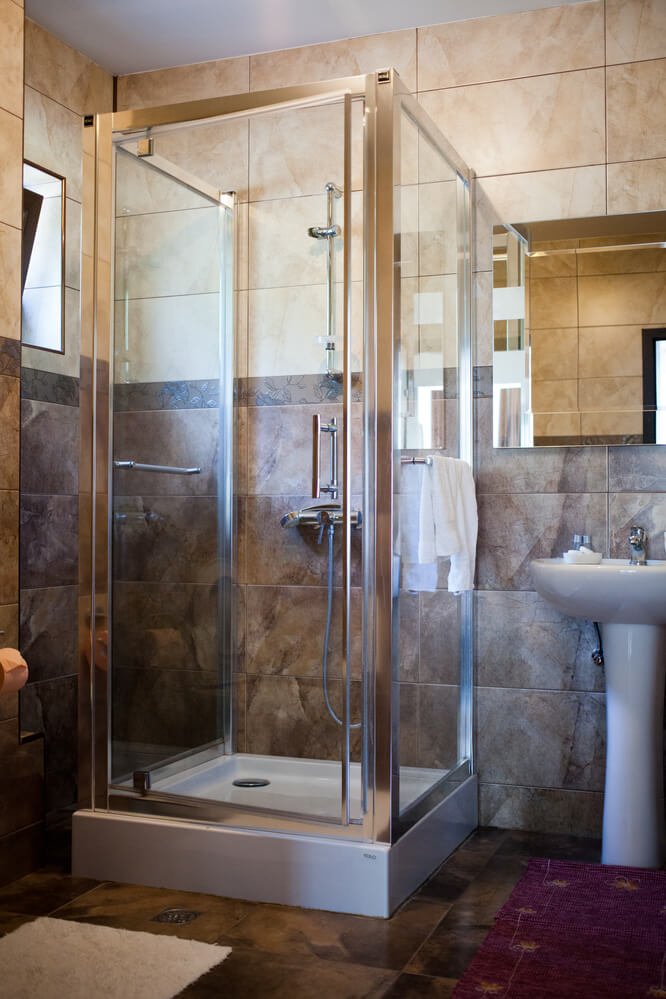 benefits of glass shower doors